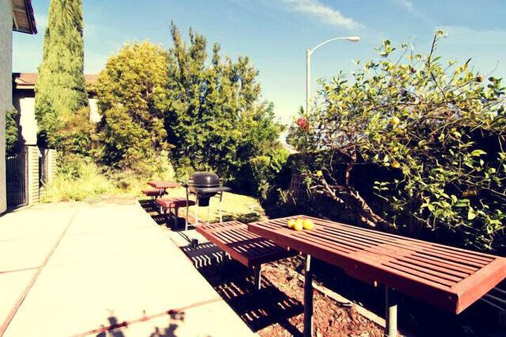 Property Grounds 26 of 27