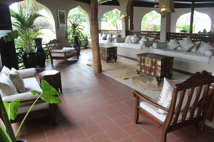Hotel Interior 2 of 16