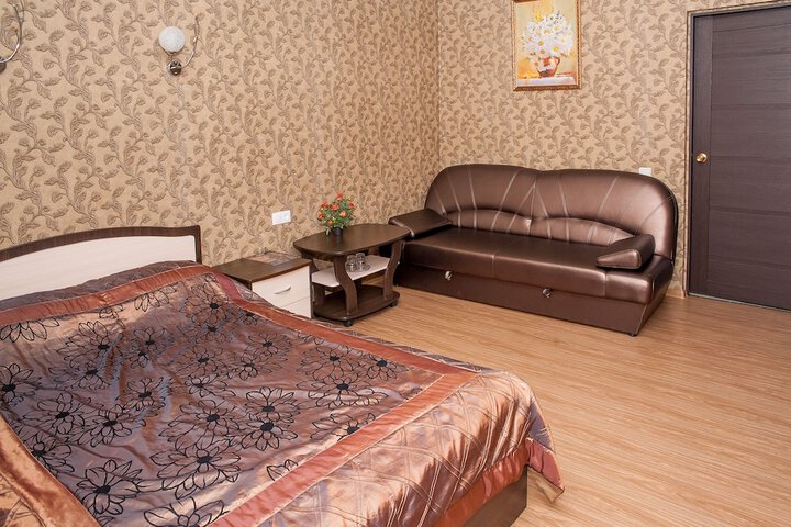 Room 18 of 35