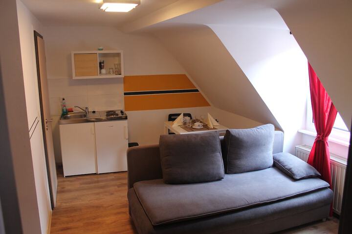 Room 26 of 34