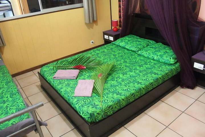 Room 14 of 50