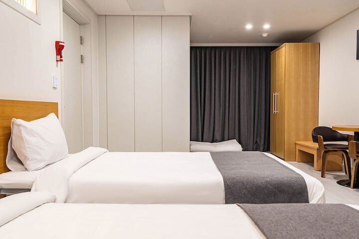 Room 78 of 139