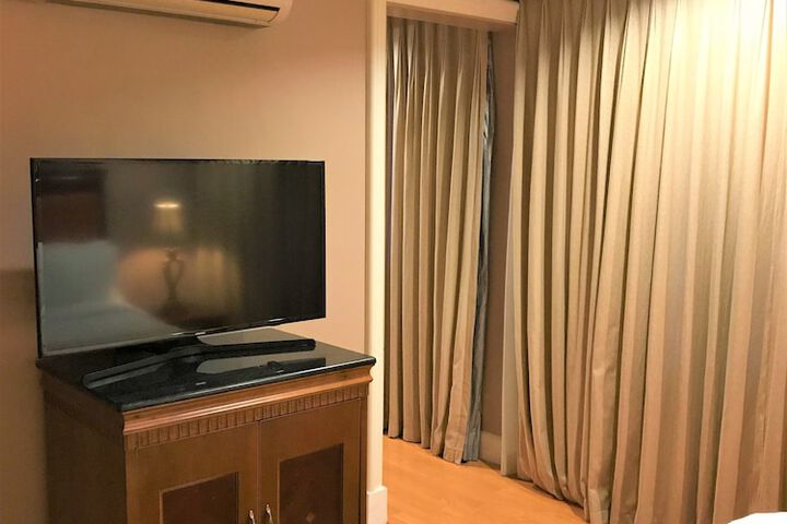 Room 19 of 65