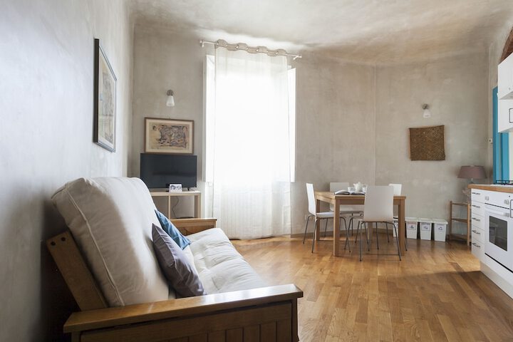 Room 20 of 27