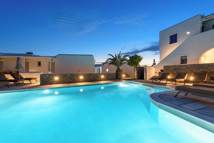 Pool 32 of 54