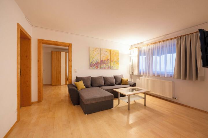 Room 22 of 65