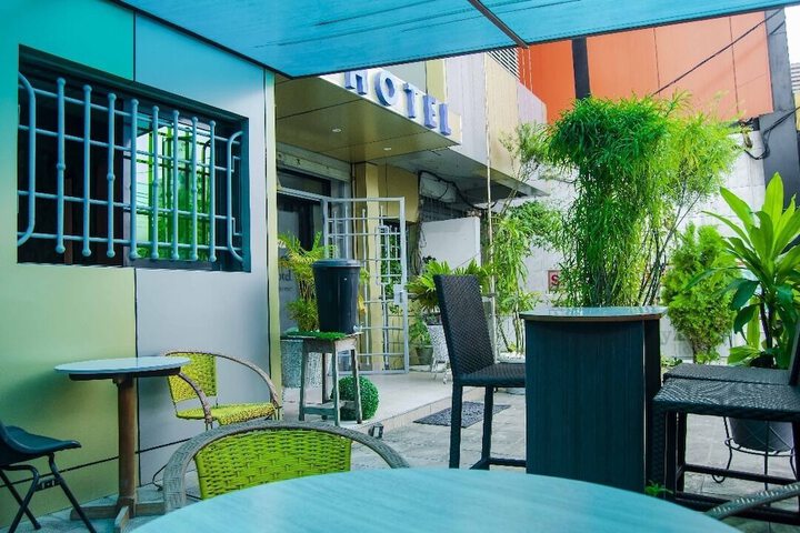 Terrace/Patio 8 of 11