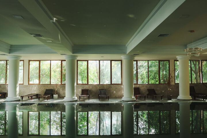 Pool 10 of 10