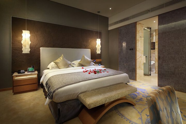 Room 5 of 49
