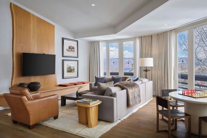 Room 46 of 107
