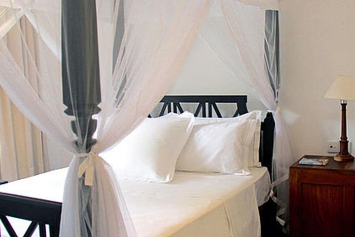 Room 4 of 62