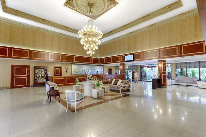 Hotel 5 of 113