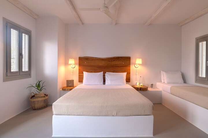 Room 18 of 138