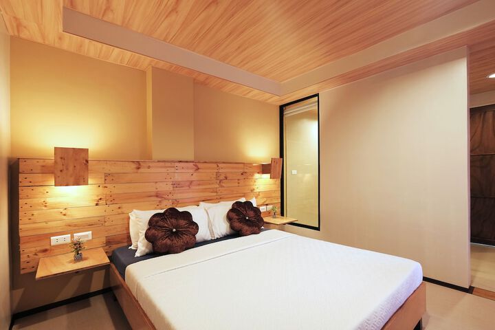 Room 5 of 36