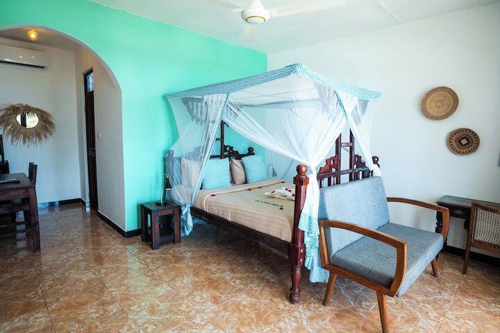 Room 15 of 59