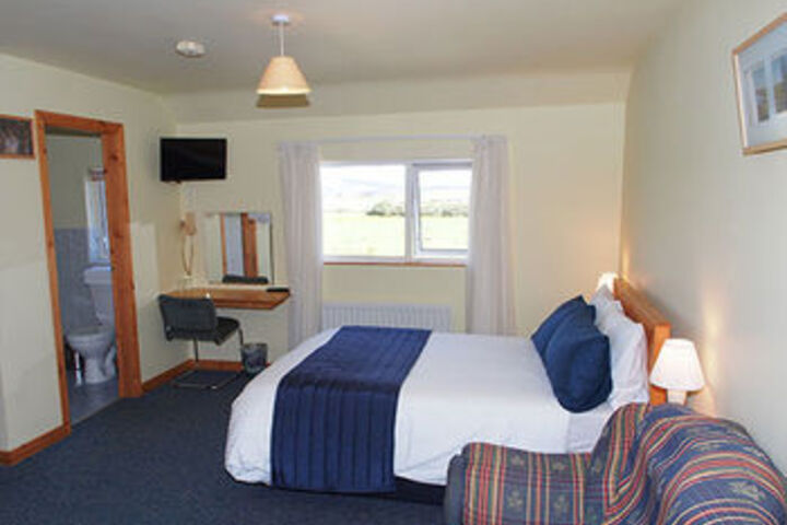 Room 3 of 4