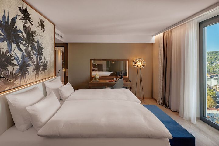 Room 26 of 72