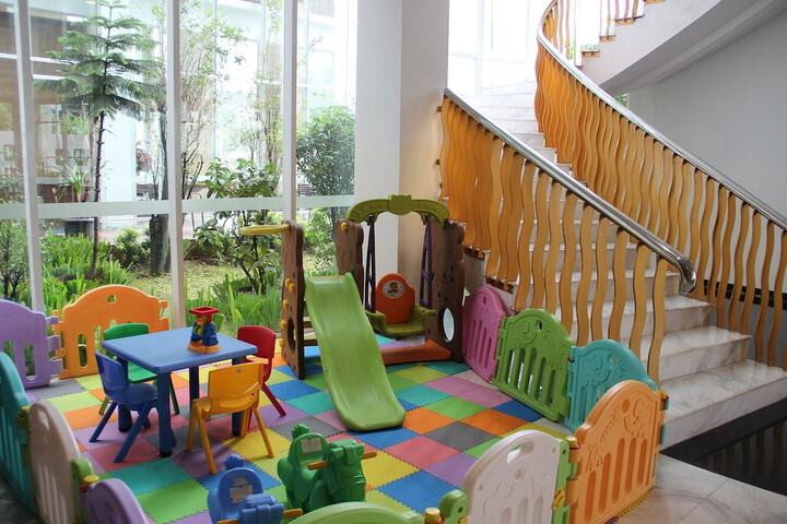 Children's play area - indoor
