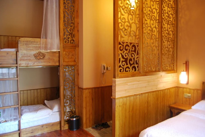 Room 3 of 111
