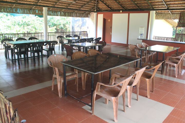 Dining 94 of 169