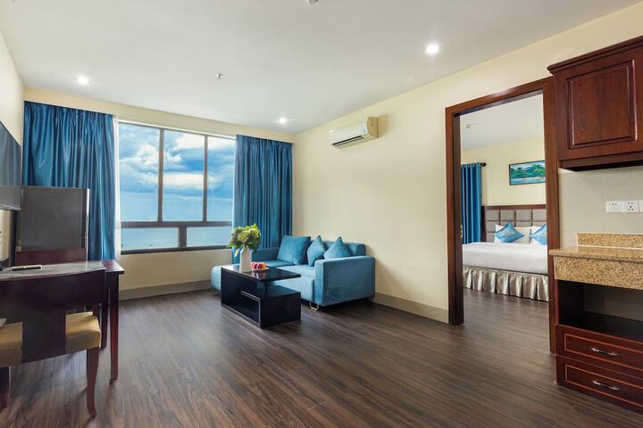 Room 83 of 150