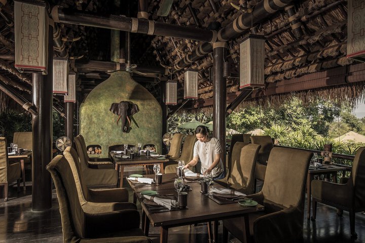 Dining 52 of 89