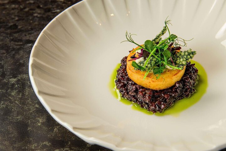 Dining 98 of 146