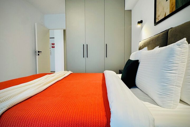 Room 141 of 431