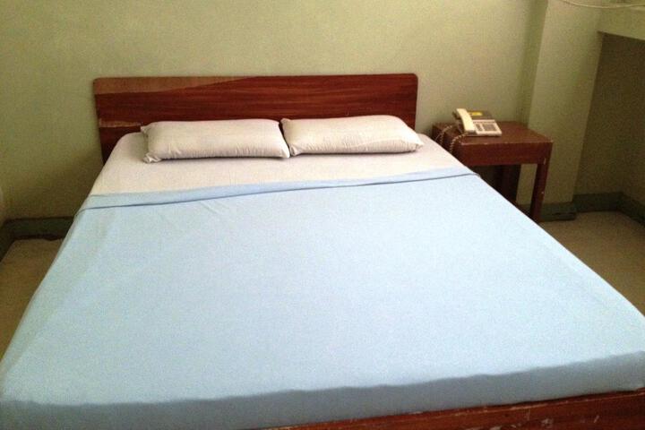 Room 3 of 6