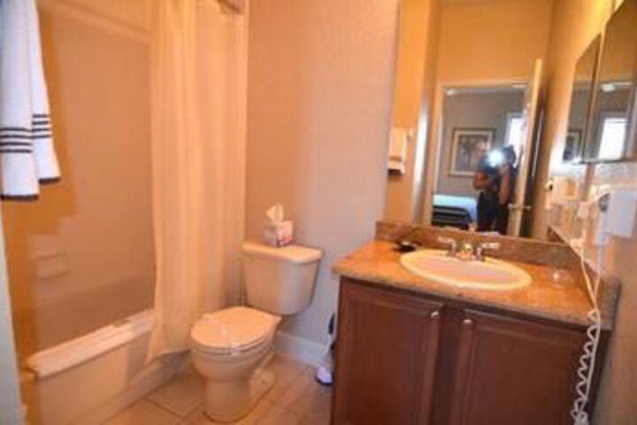 Photo of SWEET 4 Bedroom Holiday home by Follow the sun vacation Rentals