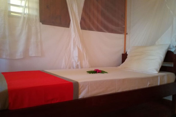 Room 7 of 42