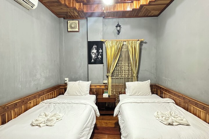 Room 4 of 29