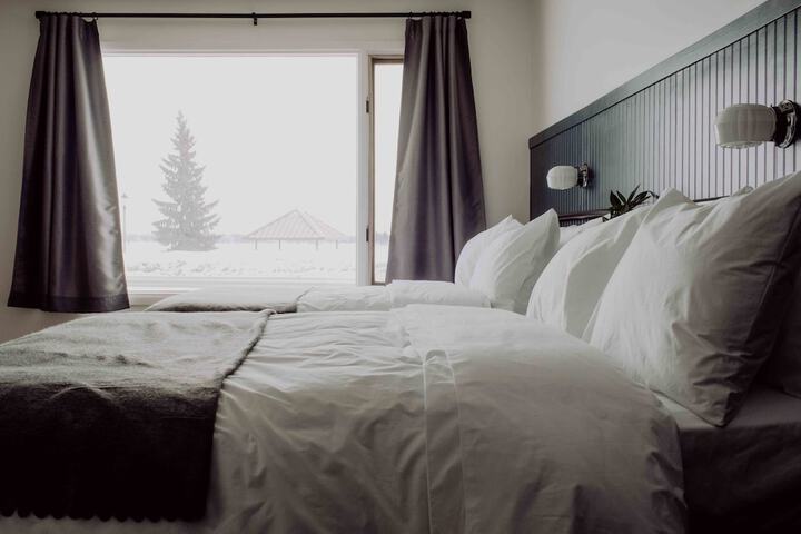 Room 8 of 34