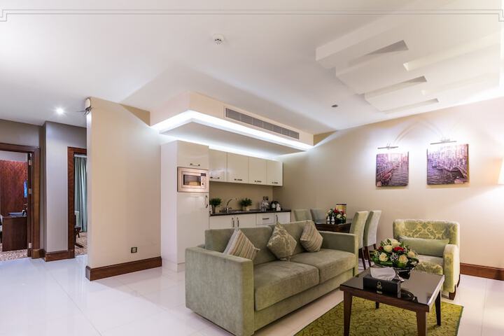 Room 15 of 30