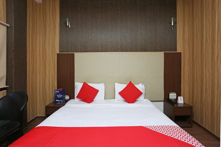 Room 16 of 22