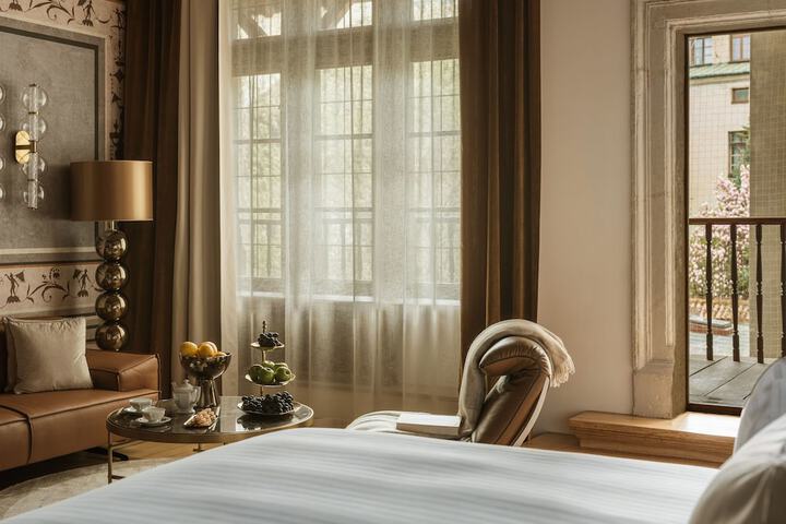 Room 20 of 90