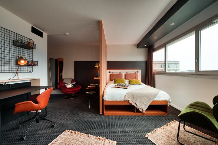 Room 20 of 47