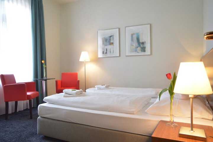 Room 16 of 45