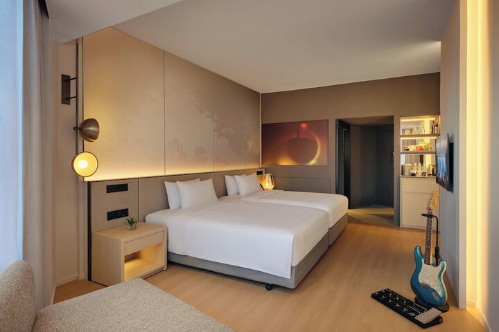 Room 43 of 126