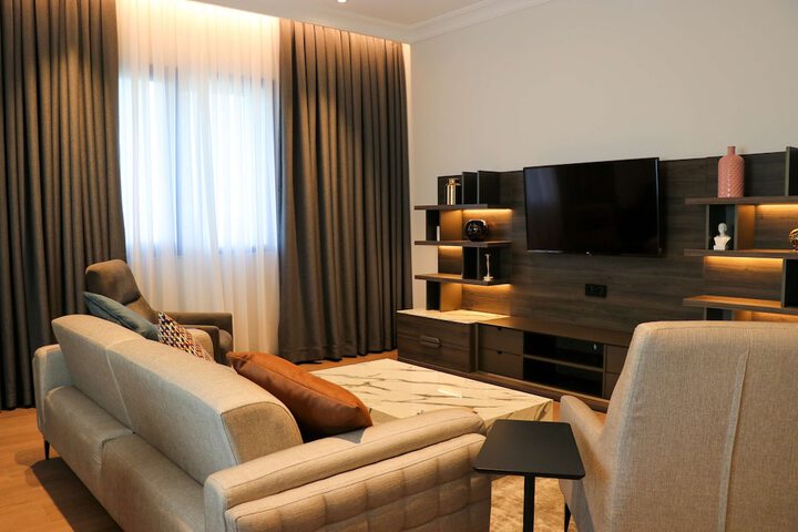 Room 21 of 87