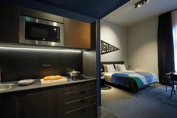 Room 34 of 123