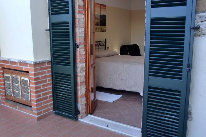 Room 16 of 98