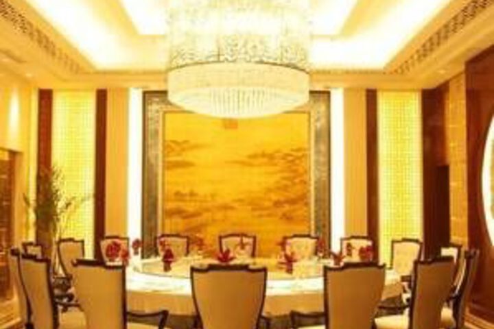 Dining 68 of 73