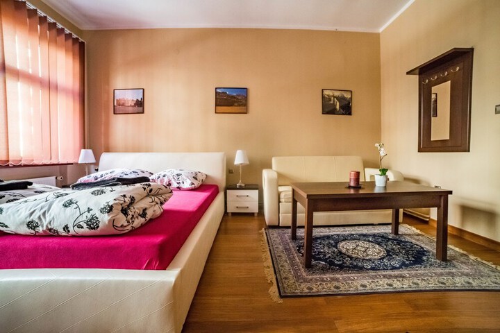 Room 21 of 51