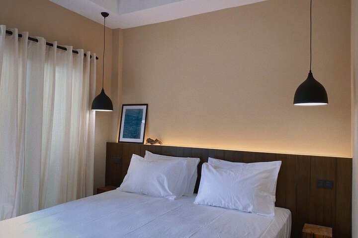 Room 4 of 94