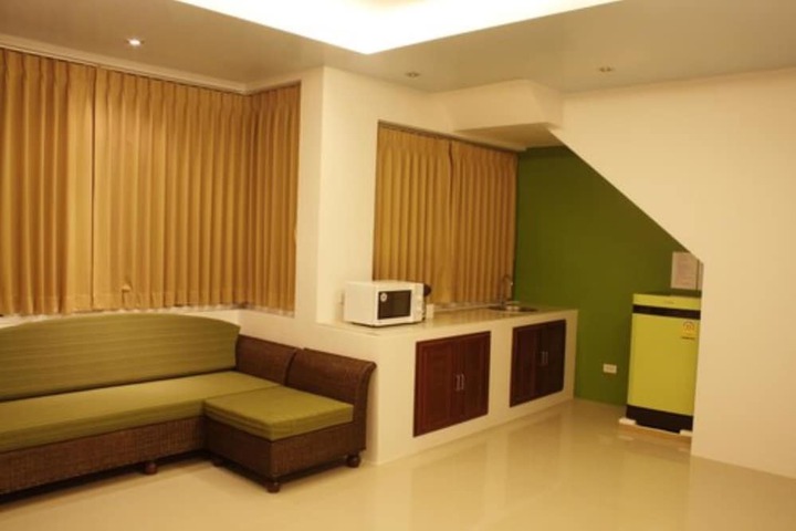 Room 7 of 83