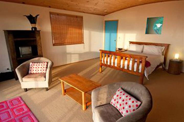 Room 25 of 191