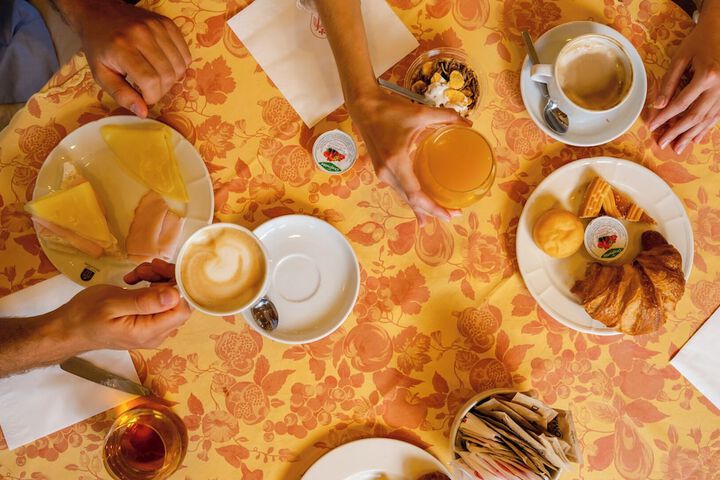 Breakfast buffet