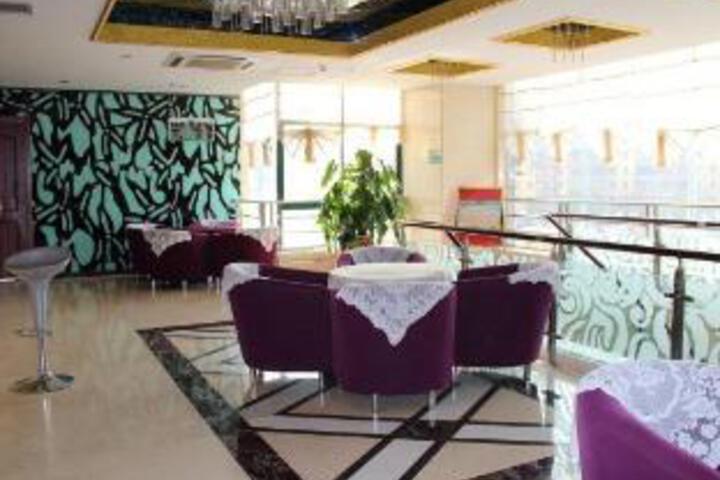 Jiatianxia Business Hotel