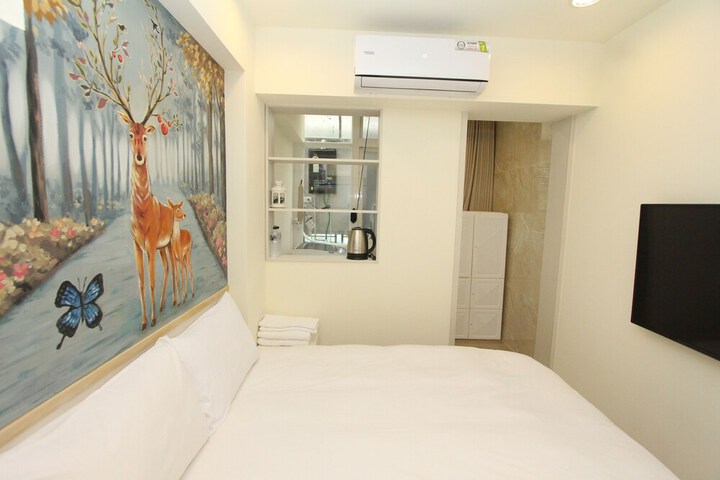Room 111 of 246